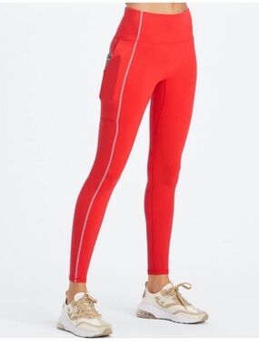 Fabletics MOTION 365 TRINITY High-Waisted Utility Leggings Size M NWT